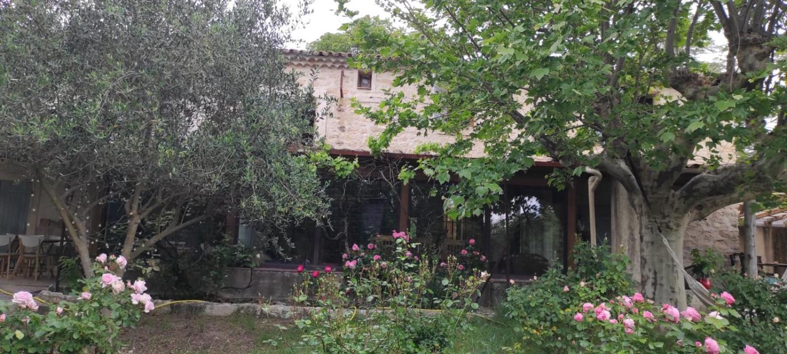 Lou Boulugi Hotel Aix-en-Provence Luaran gambar